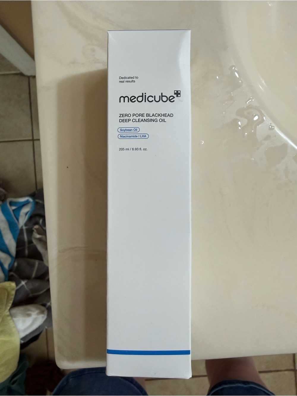 Medicube Zero Pore Blackhead Deep Cleansing Oil — White